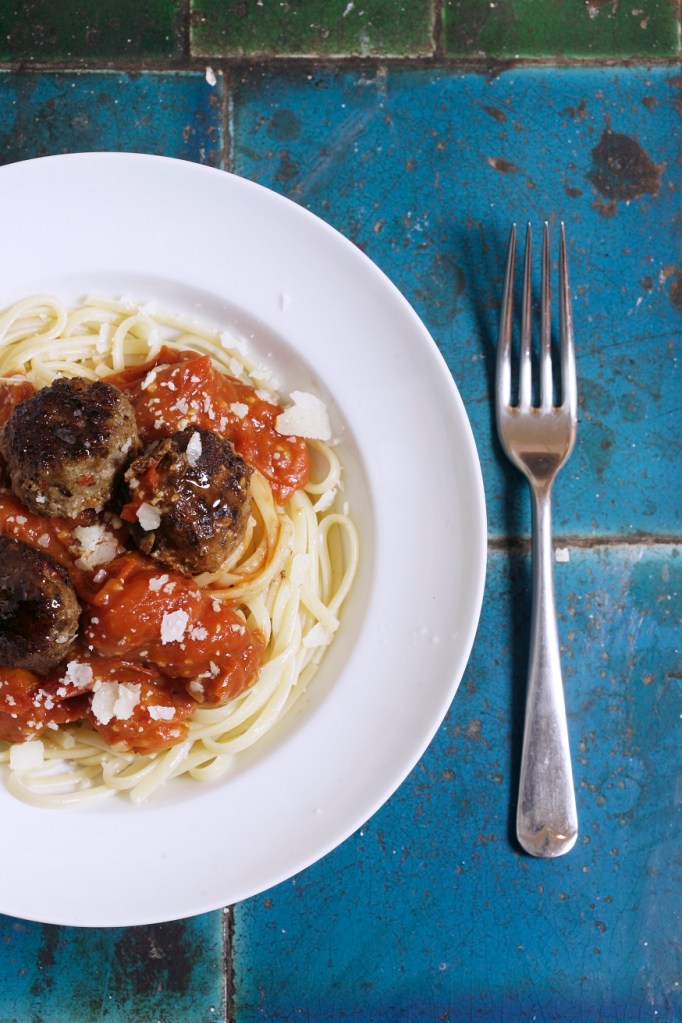 Kjottboller tomatsaus